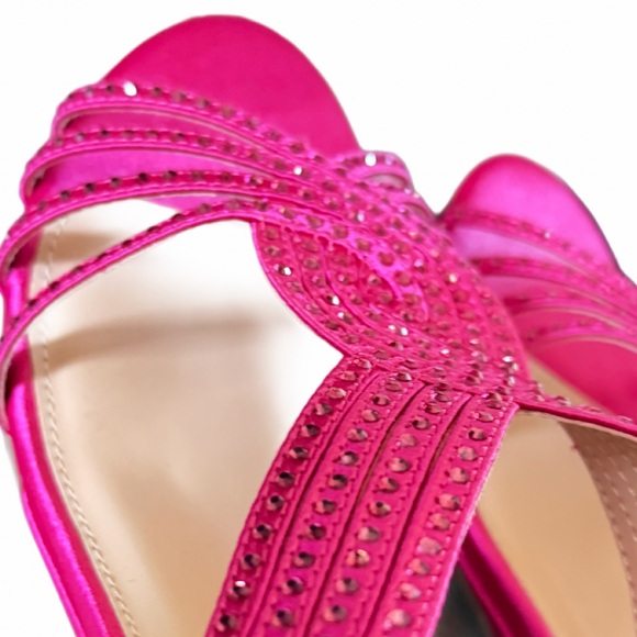 Pizz Annu Hot Pink Formal Satin Open Toe Shoes with a little bling! Size 8.5 - Picture 5 of 12